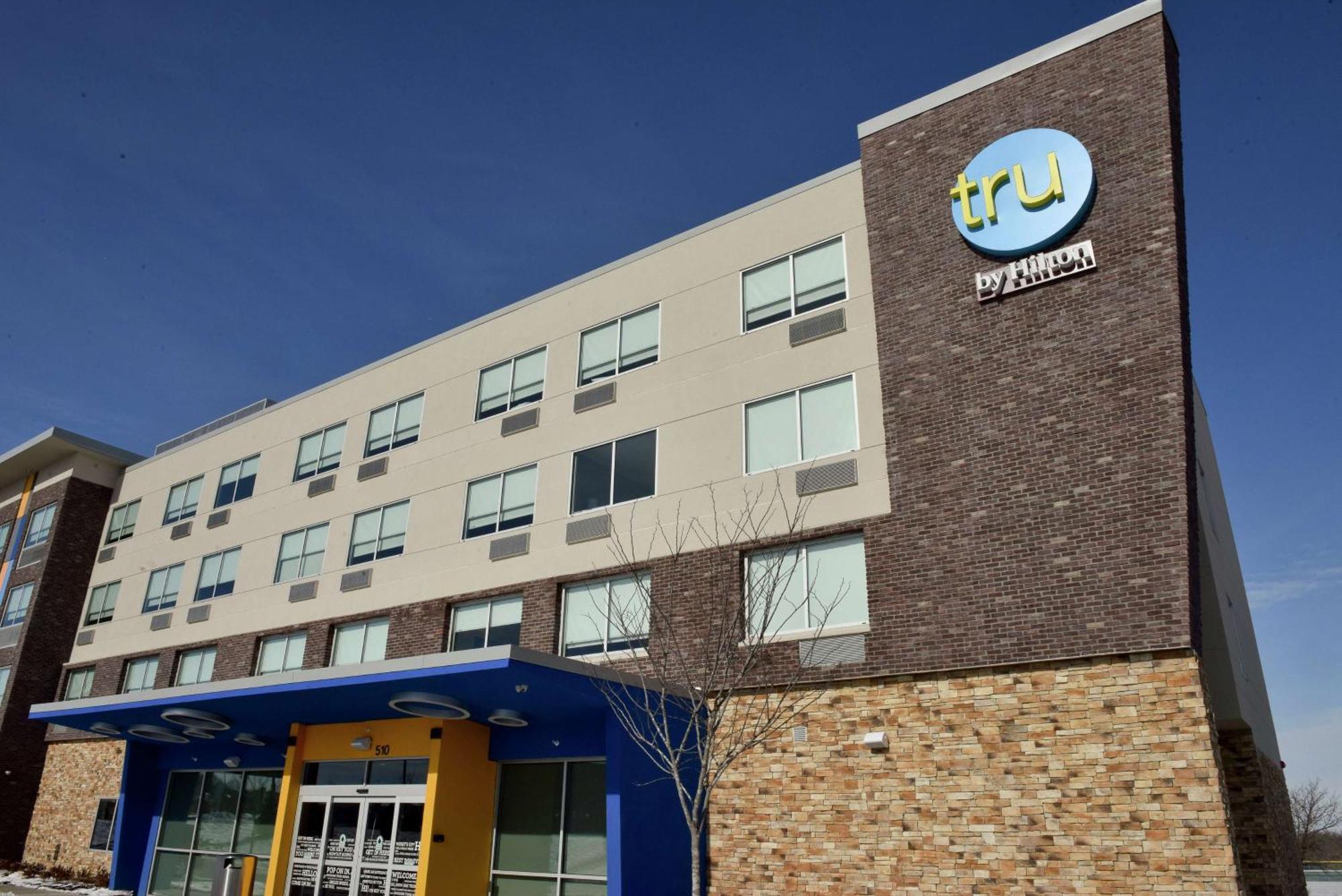 Tru By Hilton Lawrence Hotel Exterior photo